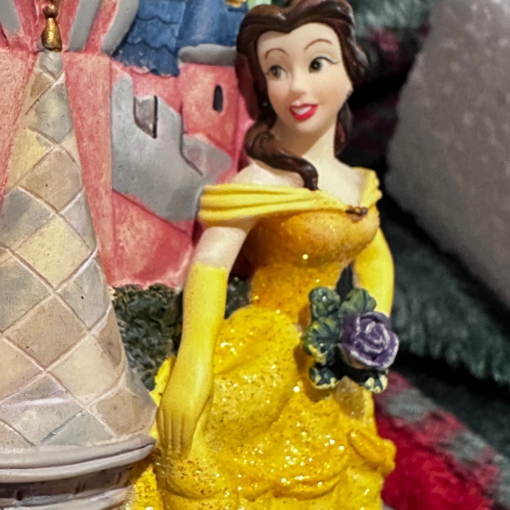 Disney Princess Club Photo Frame with Pink and Yellow Accents - Picture 6 of 9